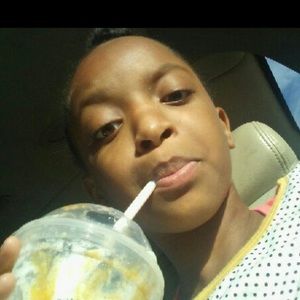 Meet your Posher, Famous._.